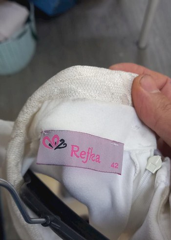 Uzun Kollu Beyaz Siyah Kuşaklı Tuxedo - Görsel 3