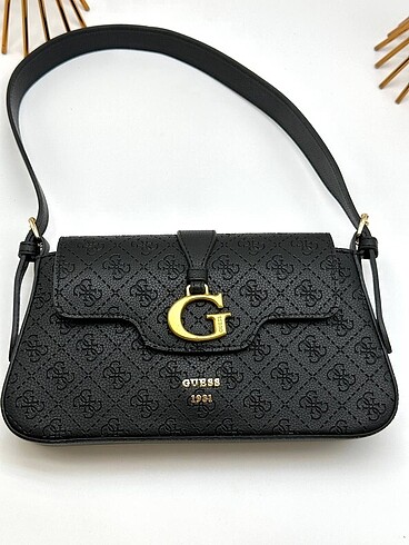 GUESS ÇANTA