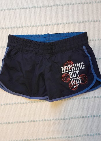 Nike Kadın Şort