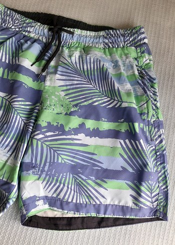 Yüzde Yetmiş Pamuk Çok Yeni Deniz Şortu - Görsel 4