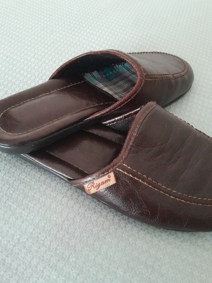 Tertemiz Durumda Klasik Erkek Ev Terliği - Görsel 3