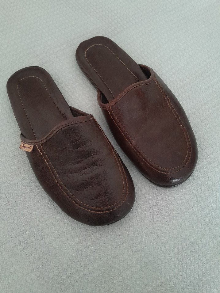 Tertemiz Durumda Klasik Erkek Ev Terliği - Görsel 5