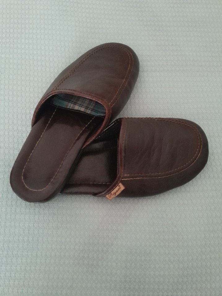 Tertemiz Durumda Klasik Erkek Ev Terliği - Görsel 2