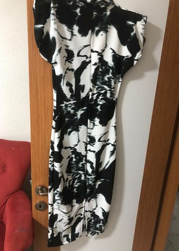 s Beden siyah Renk Kadın Siyah Beyaz Tie-Dye Midi Elbise