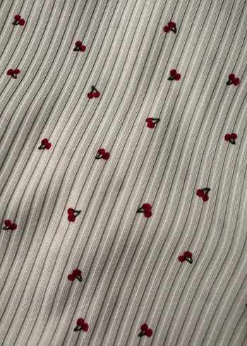 V Yaka Kısa Kollu Kadın Tişört - Görsel 2