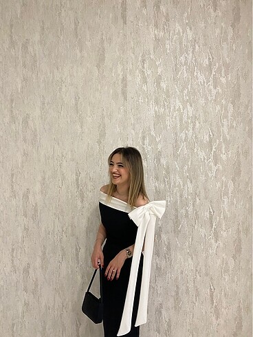 Siyah elbise