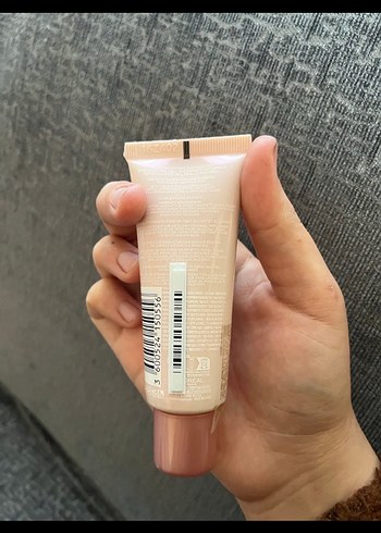 L'Oréal Lumi Glotion 901 Aydınlatıcı ve Kapatıcı - Görsel 2
