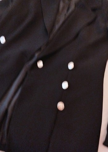 Düğmeli Siyah Kadın Blazer Ceket yırtmaçlı - Görsel 3