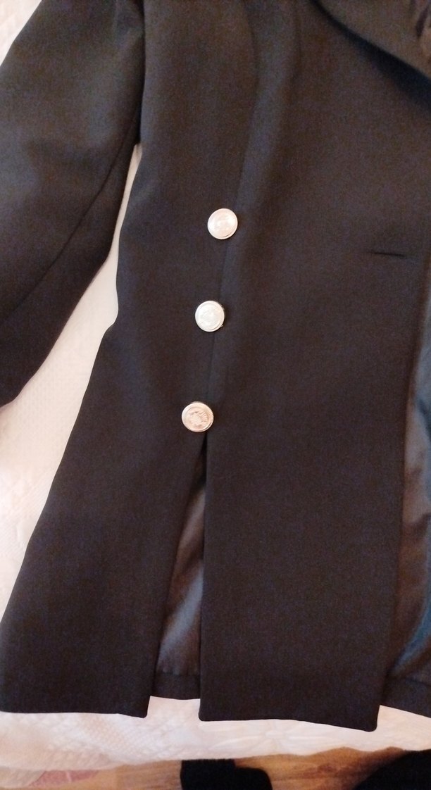 Düğmeli Siyah Kadın Blazer Ceket yırtmaçlı - Görsel 2