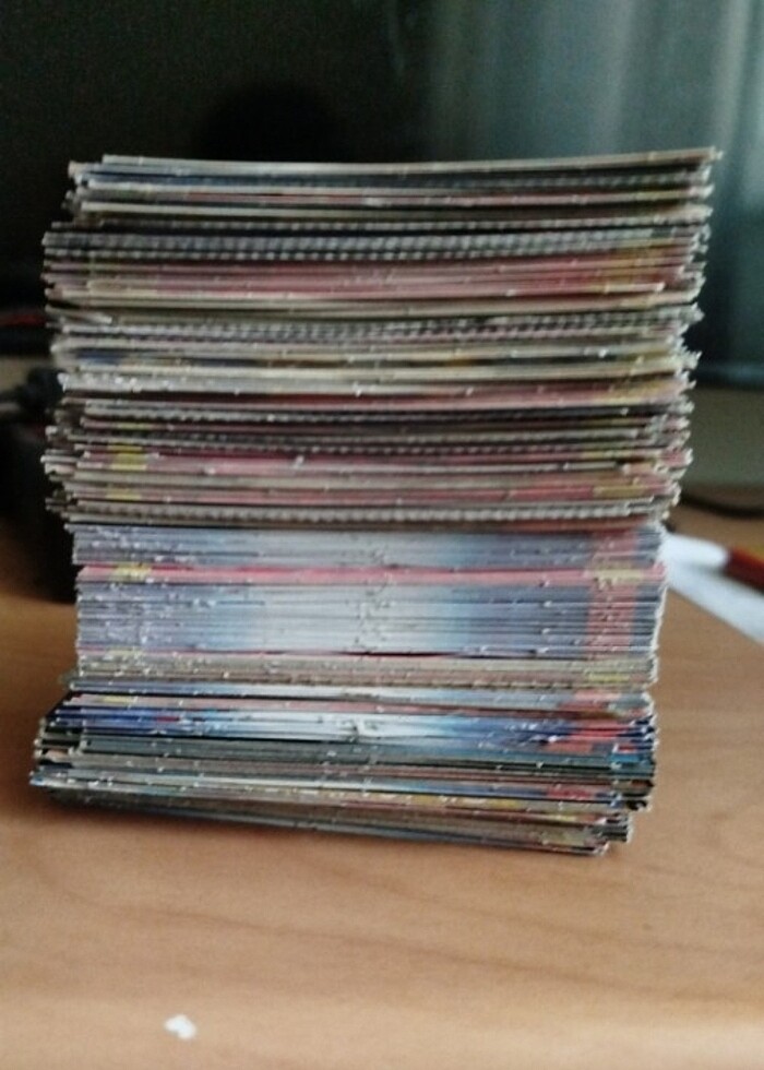 Futbolcu kartı 200 den fazla tüm nadir kartlar mevcuttur - Görsel 3