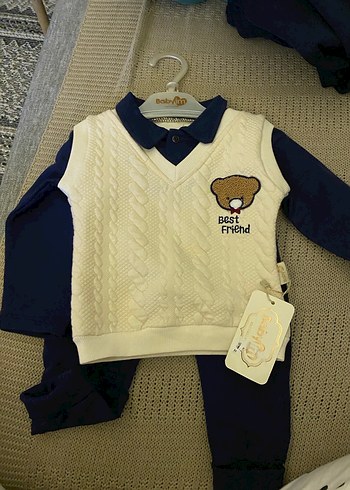 Nakışlı Triko Bebek Takımı - Görsel 3