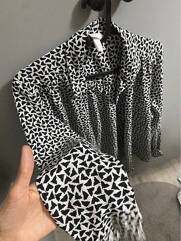 s Beden siyah Renk H&M gömlek