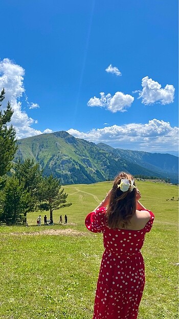 s Beden kırmızı Renk Puantiyeli elbise