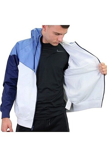 Nike Windrunner Yağmurluk & Rüzgarlik