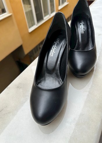 Klasik Siyah Topuklu Kadın Ayakkabı - Görsel 5