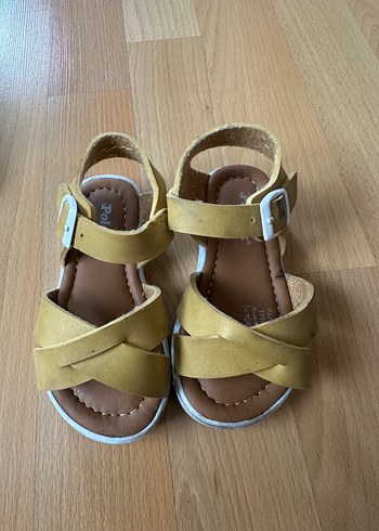 Kız Çocuk Bej Cırt Cırtlı Spor Ayakkabı - Görsel 4