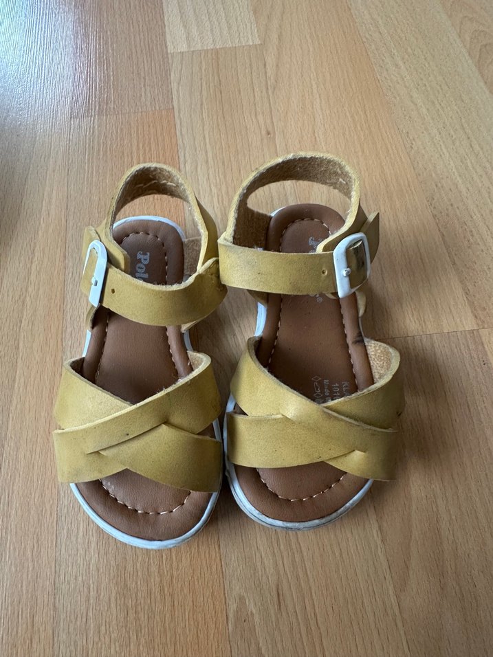 Kız Çocuk Bej Cırt Cırtlı Spor Ayakkabı - Görsel 4