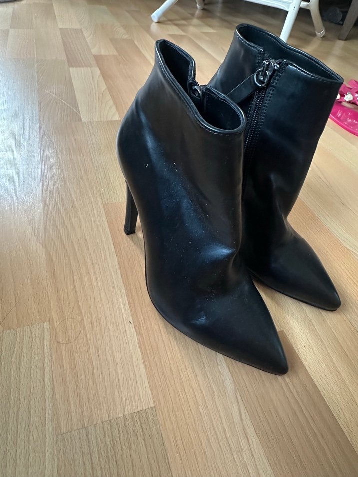 Siyah Deri Stiletto Topuklu Kadın Bot - Görsel 3