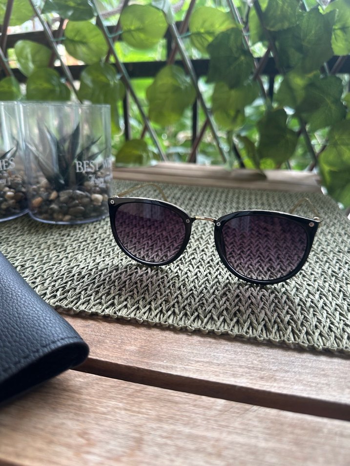 Kadın Güneş Gözlüğü - Görsel 4