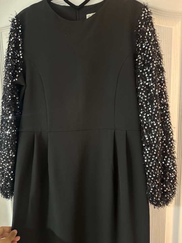 Uzun Kollu Pul İşlemeli Siyah Elbise - Görsel 5