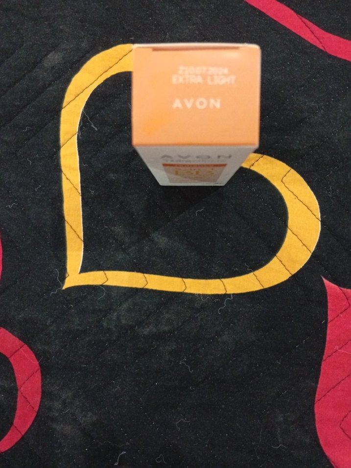 Avon Nutra Effects Işıltılı BB Krem Beige - Görsel 2