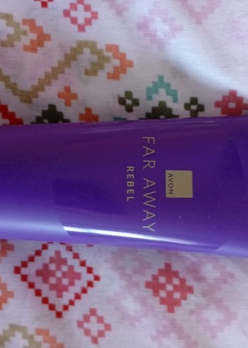 Avon Attraction Closer Vücut Kremi Kadınlar İçin - Görsel 5