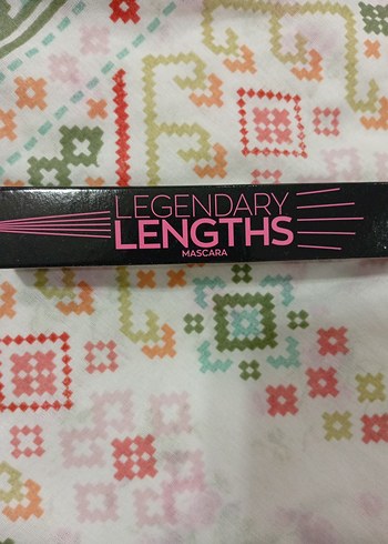 Avon Legendary Lengths Renkli Maskara - Görsel 2