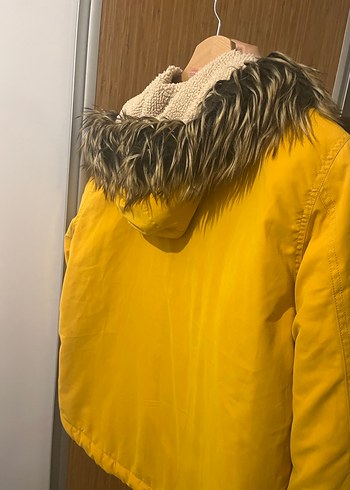 l Beden Sarı Peluş Detaylı Kadın Mont
