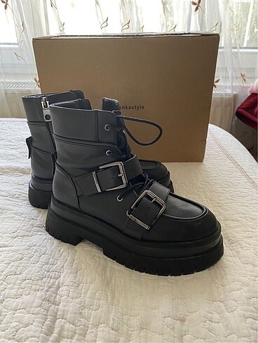 Bershka bot