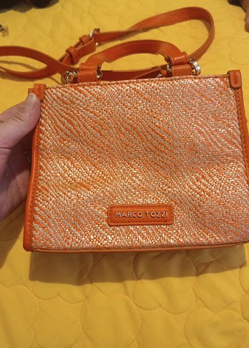 Turuncu Parlak Yılan Desenli Deri Çanta - Görsel 2