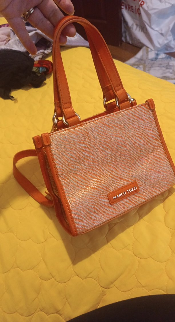 Turuncu Parlak Yılan Desenli Deri Çanta - Görsel 3