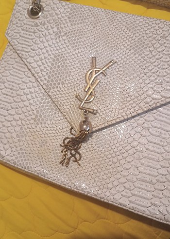 Beyaz Yılan Derisi Desenli Zincirli Kadın Çanta - Görsel 2