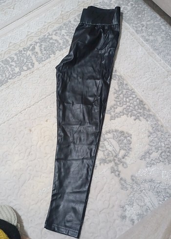 Siyah Deri Kadın Tayt - Görsel 3
