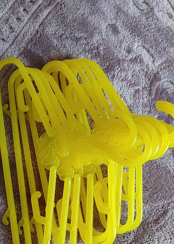 Renkli Plastik Askılar Seti - Görsel 5