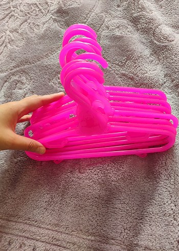 Renkli Plastik Askılar Seti - Görsel 7