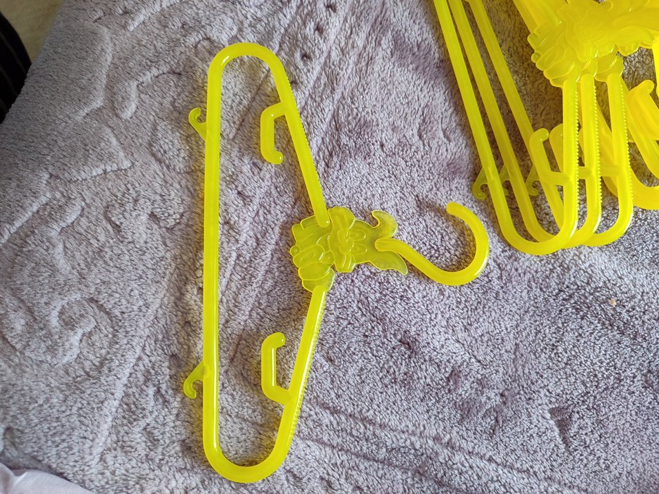 Renkli Plastik Askılar Seti - Görsel 2