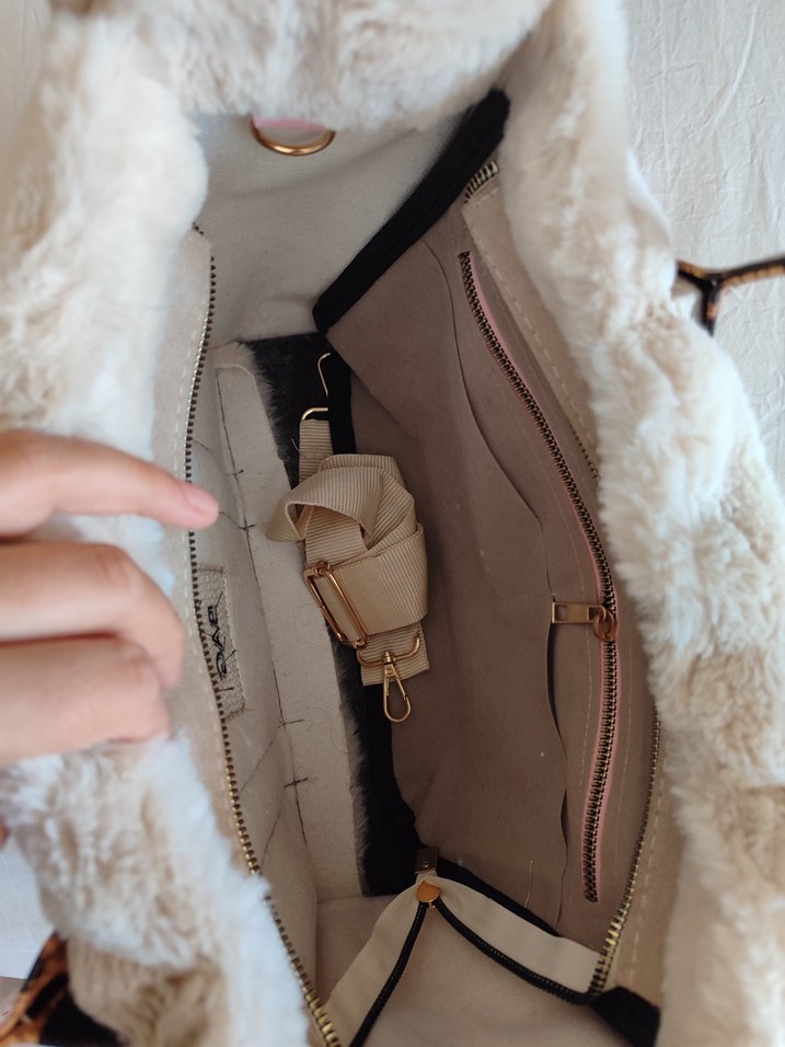 Kürk Detaylı Bej Kadın Tote Çanta - Görsel 4