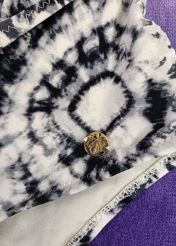 Şık Desenli Mayo  Metal Logo Detaylı - Görsel 12