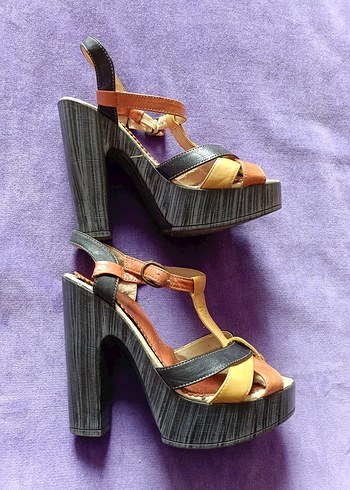 Parlak Bej Platform Topuklu Kadın Ayakkabı - Görsel 14