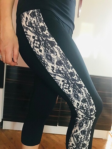 LCW Sports Yanları Zebra Desenli Tayt