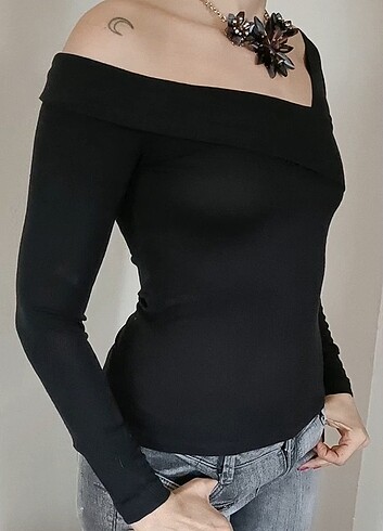 Boutiquen Yaka Detaylı İnce Triko Kazak