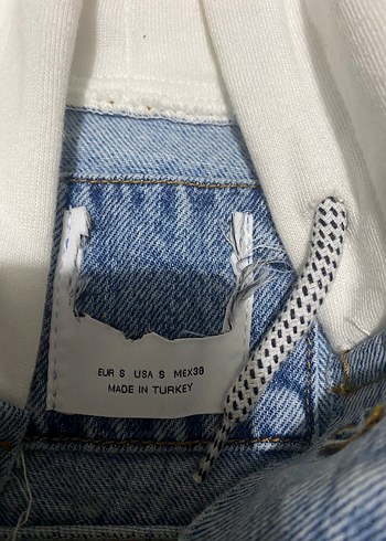 Zara Kapüşonlu Beyaz Kollu Denim Yelek