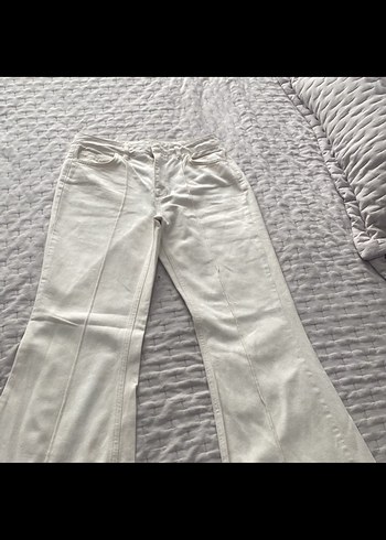 38 Beden Yargıcı jeans