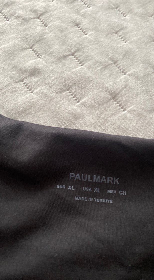 Siyah Kısa Spor Üst - Görsel 3