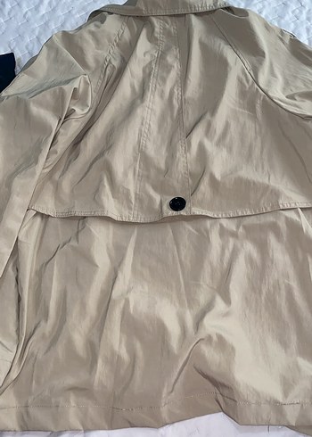 Massimo Dutti Düğmeli Bej Kadın Trençkot