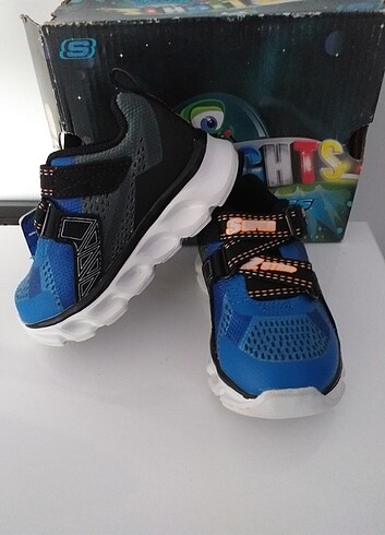 22 Beden lacivert Renk Skechers ışıklı bebek ayakkabı 
