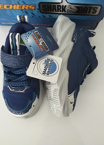 23 Beden Skechers spor ayakkabı 