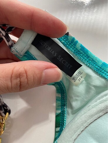 s Beden yeşil Renk Victoria secret bikini üstü