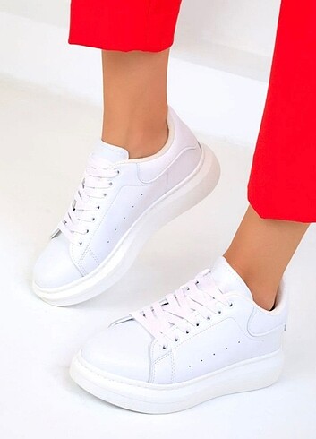 Kadın Beyaz Sneaker