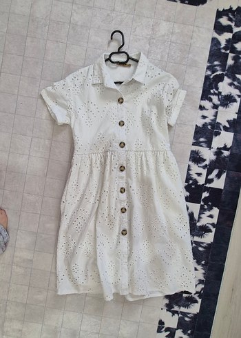Zara Düğmeli Beyaz Bohem Kız Elbisesi